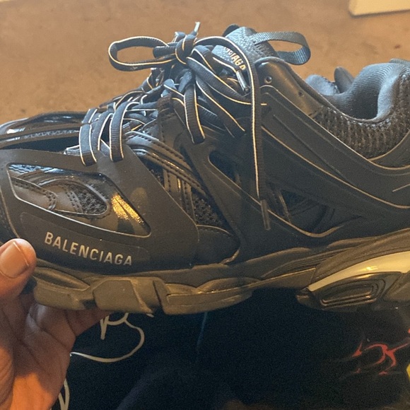 Balenciaga Black Monocolor Sneakers - Picture 1 of 3